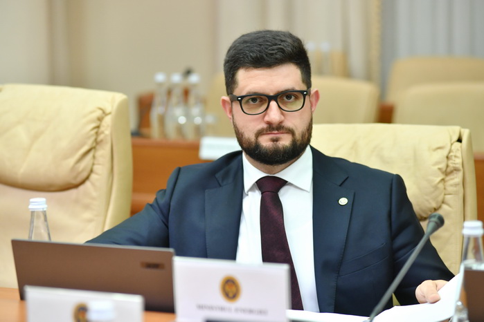 990a848f8f3e33210195d64d3ffc574d_dsc-7328-resize_683d96b597b37