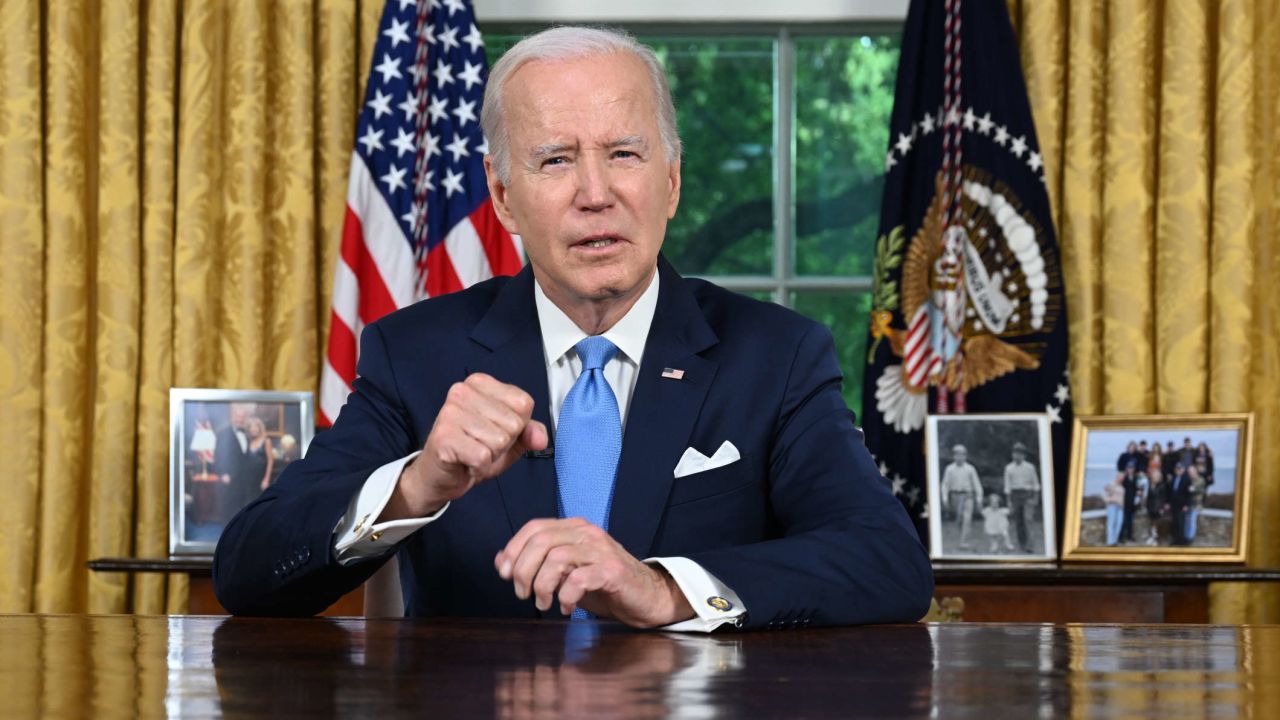 Biden Oval Office