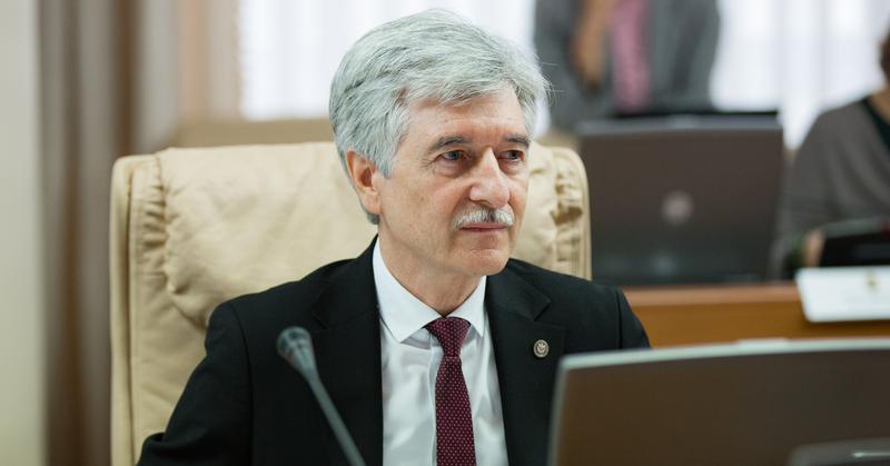 e96d1013-c043-4b41-a01d-00dc02487de8