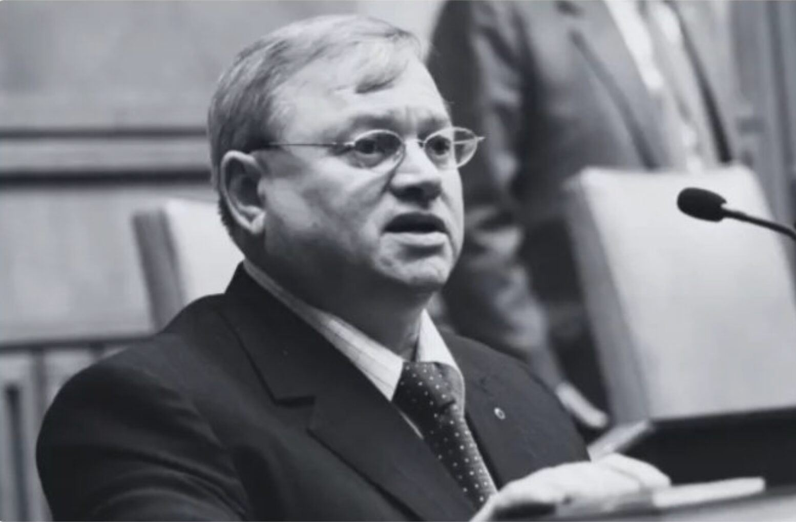 captura-de-ecran-din-2025-11-18-la-08.03.32