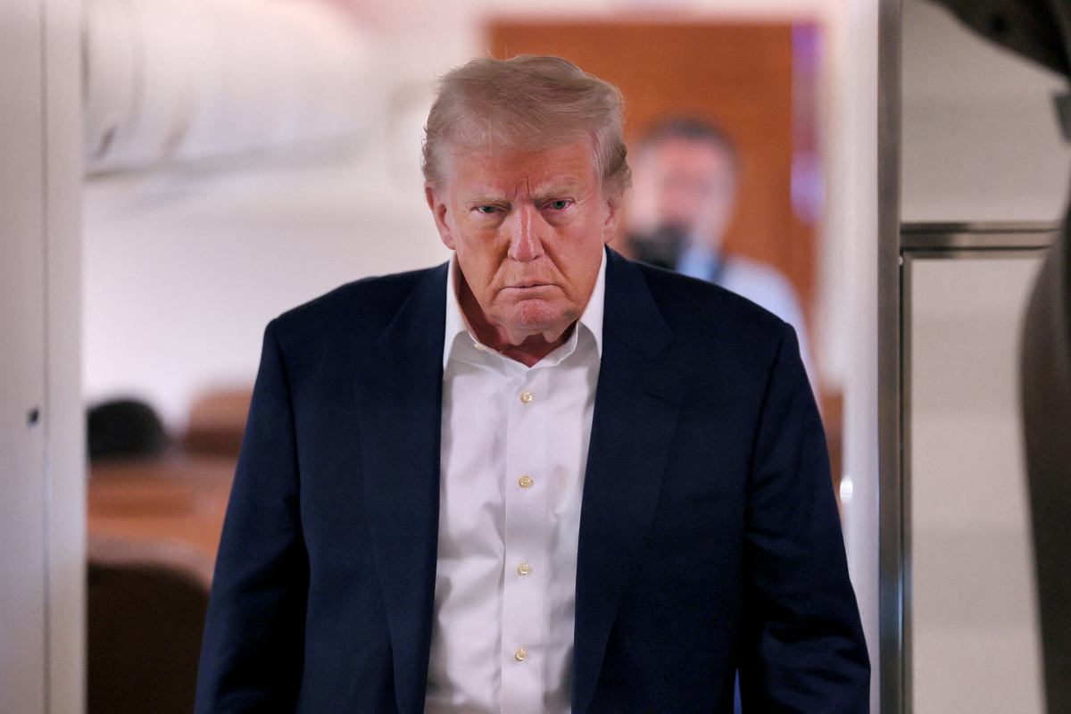 z31921826AMP,Donald-Trump