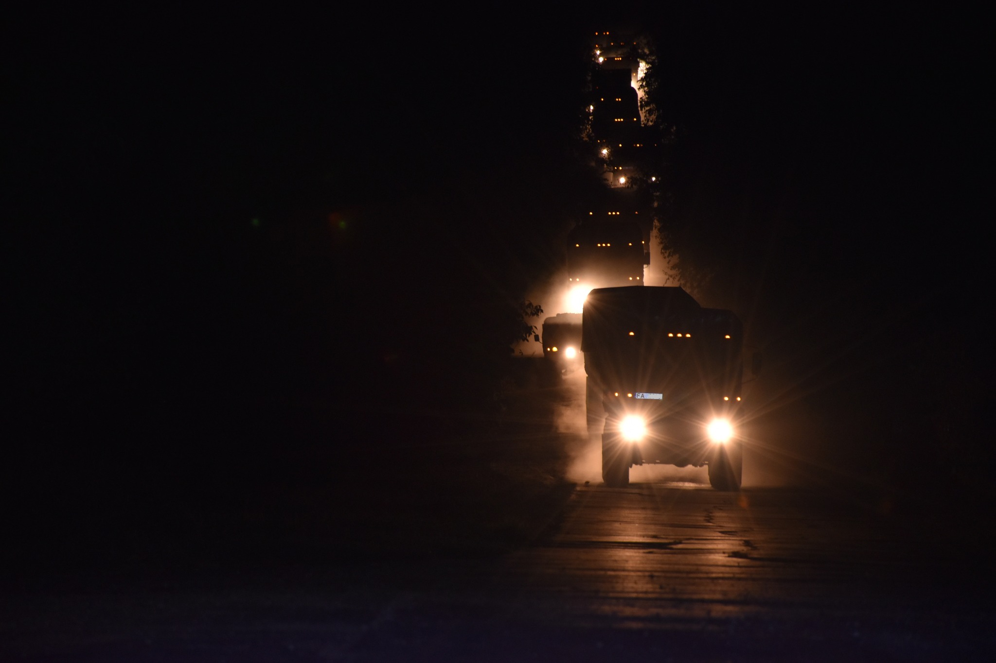 coloane-vehicule-militare
