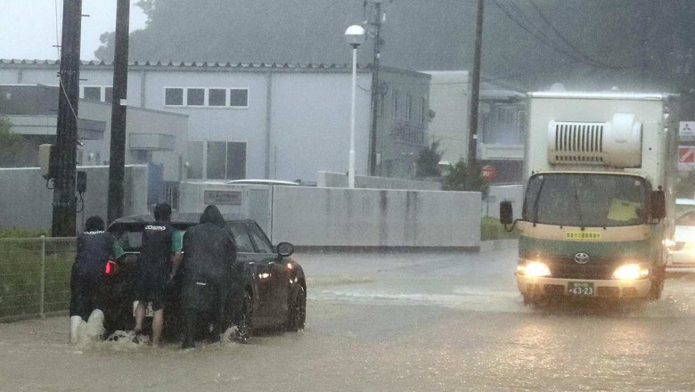 Japonia inundatii