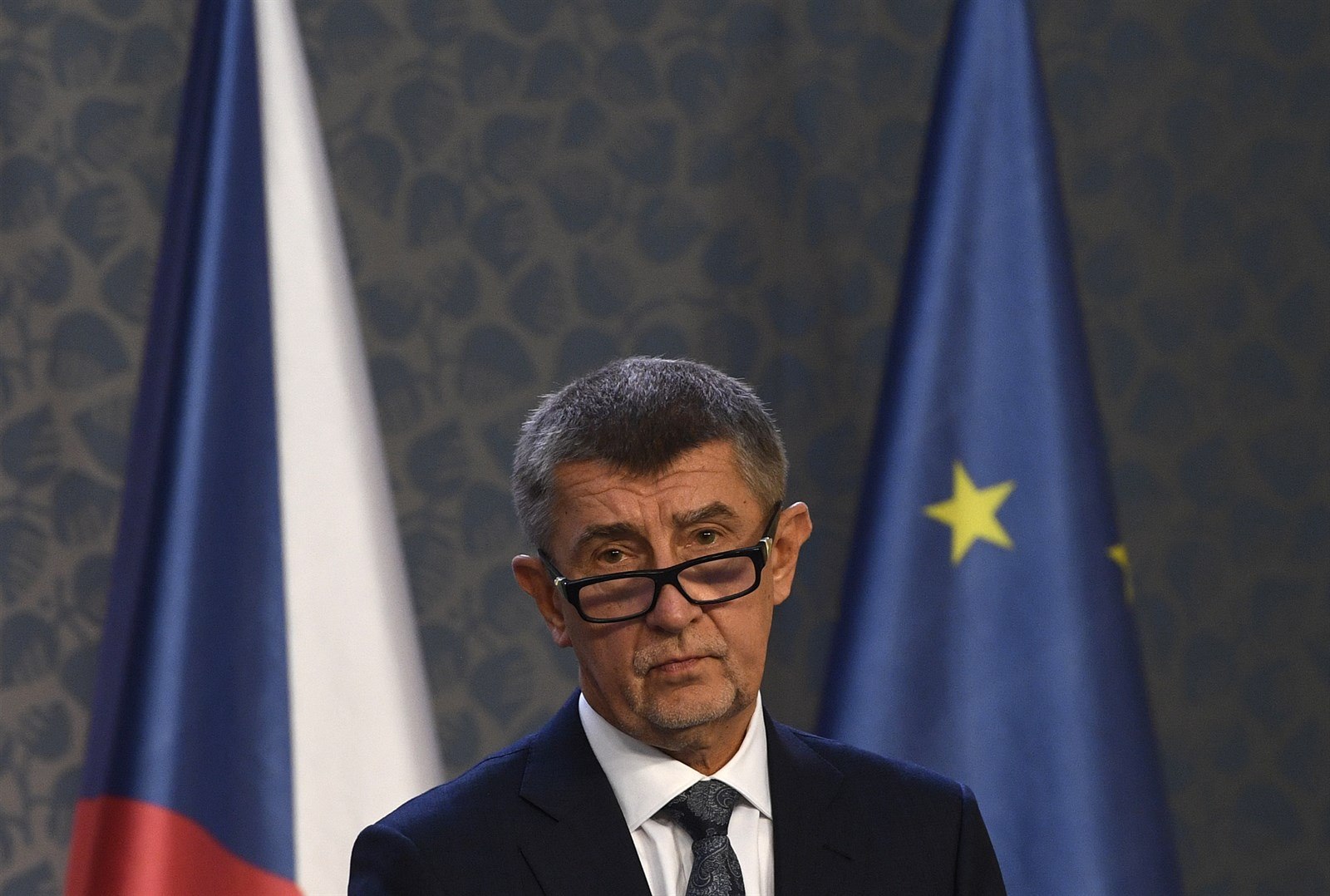 ELE77f1f2_P201812030417001