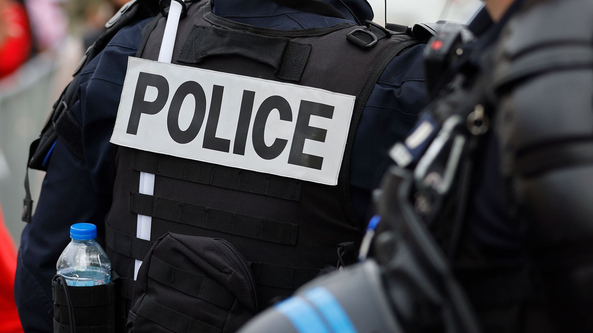 skynews-france-police-officers_5891957