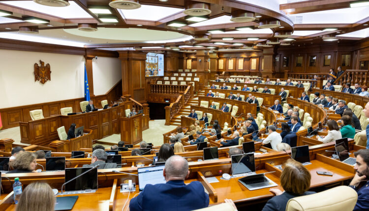 54890203225_f86d374bb3_k-750x430