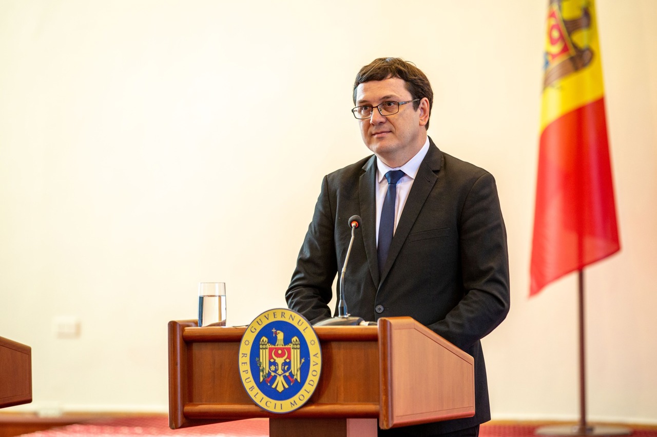 2f479aef-91a6-47c7-aee3-651109164da0