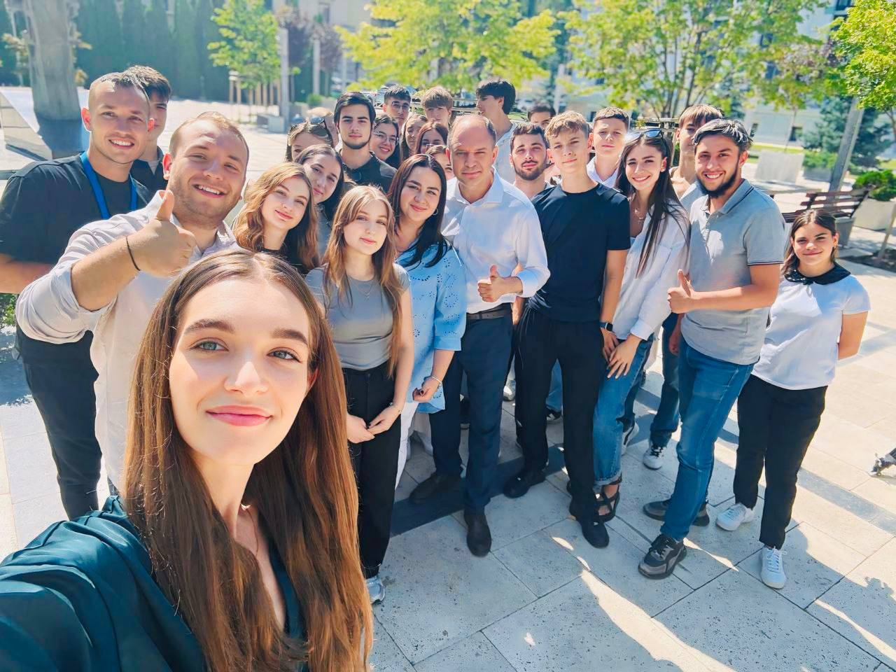 photo_2025-11-09_10-29-51